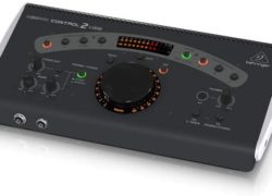 Behringer Xenyx Control2USB Control Room Signal Distributor with VCA Tech