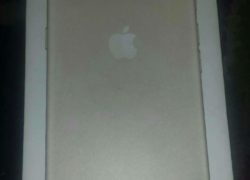 UNLOCKED APPLE iPHONE 7 32GB GOLD